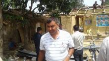 हिजो आएको आधिहुरीले पुर्याएको छतीको अनुगमन गर्दै कैलारी गाउँपलिकाका अध्यक्षज्यू सहितको तोली